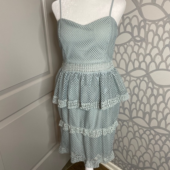 Mystic Size L Gray Cocktail Dress Mesh Fabric Cut Out Waist Strappy Peplum Tier - Picture 2 of 12